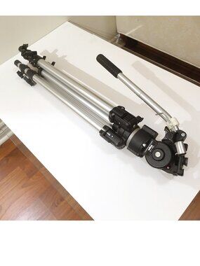 Manfrotto Bogen 3011 Professional Tripod With 3063 Head Made in Italy